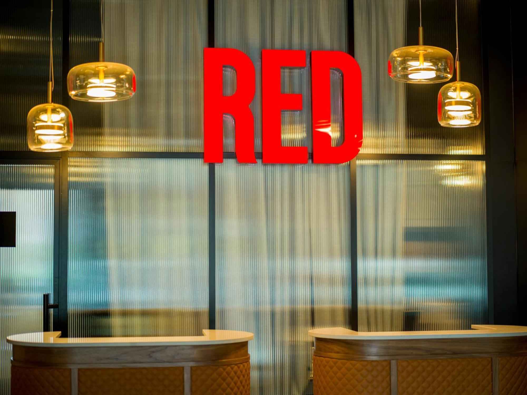 Hotel Radisson Red Belgrad Exterior foto