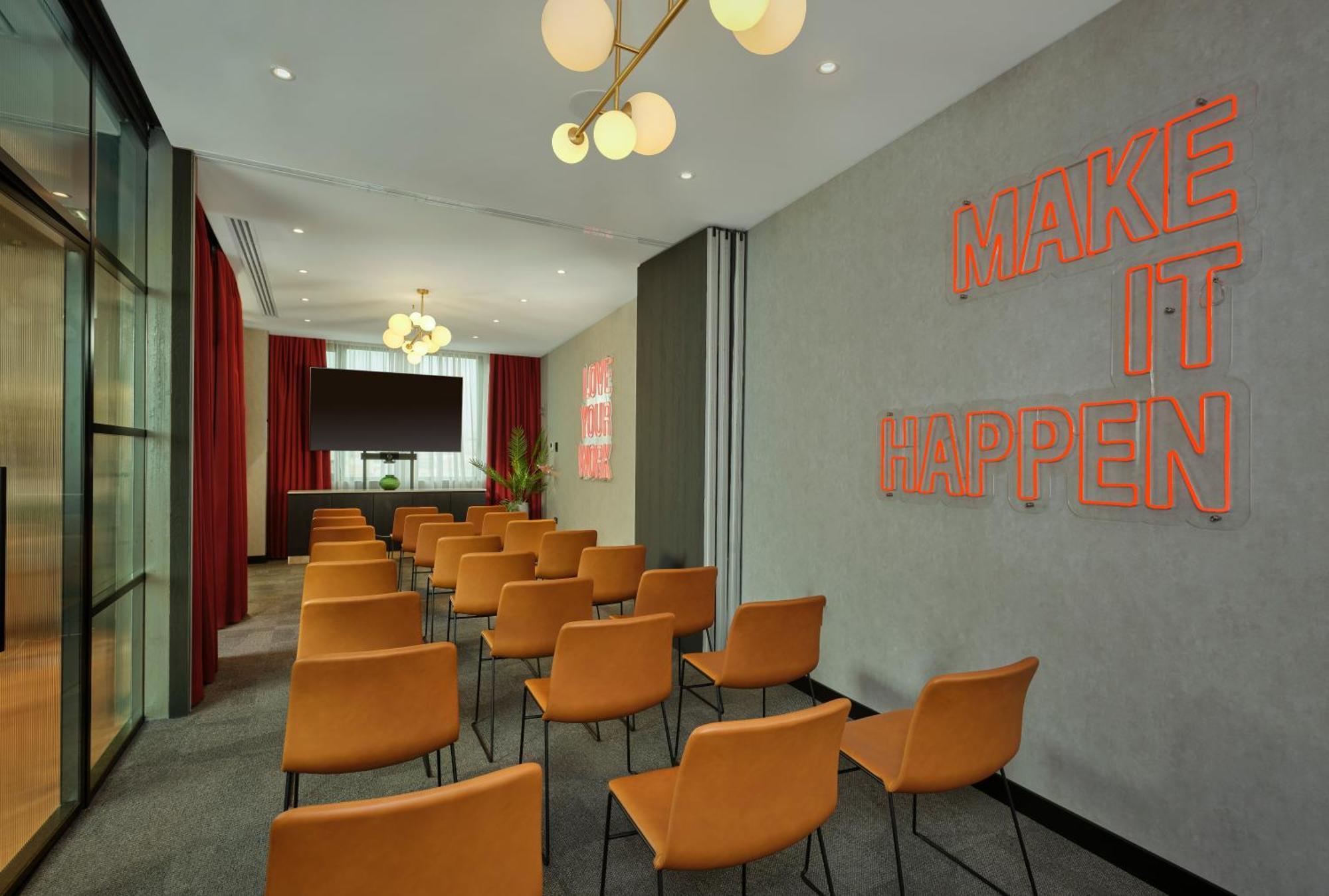 Hotel Radisson Red Belgrad Exterior foto