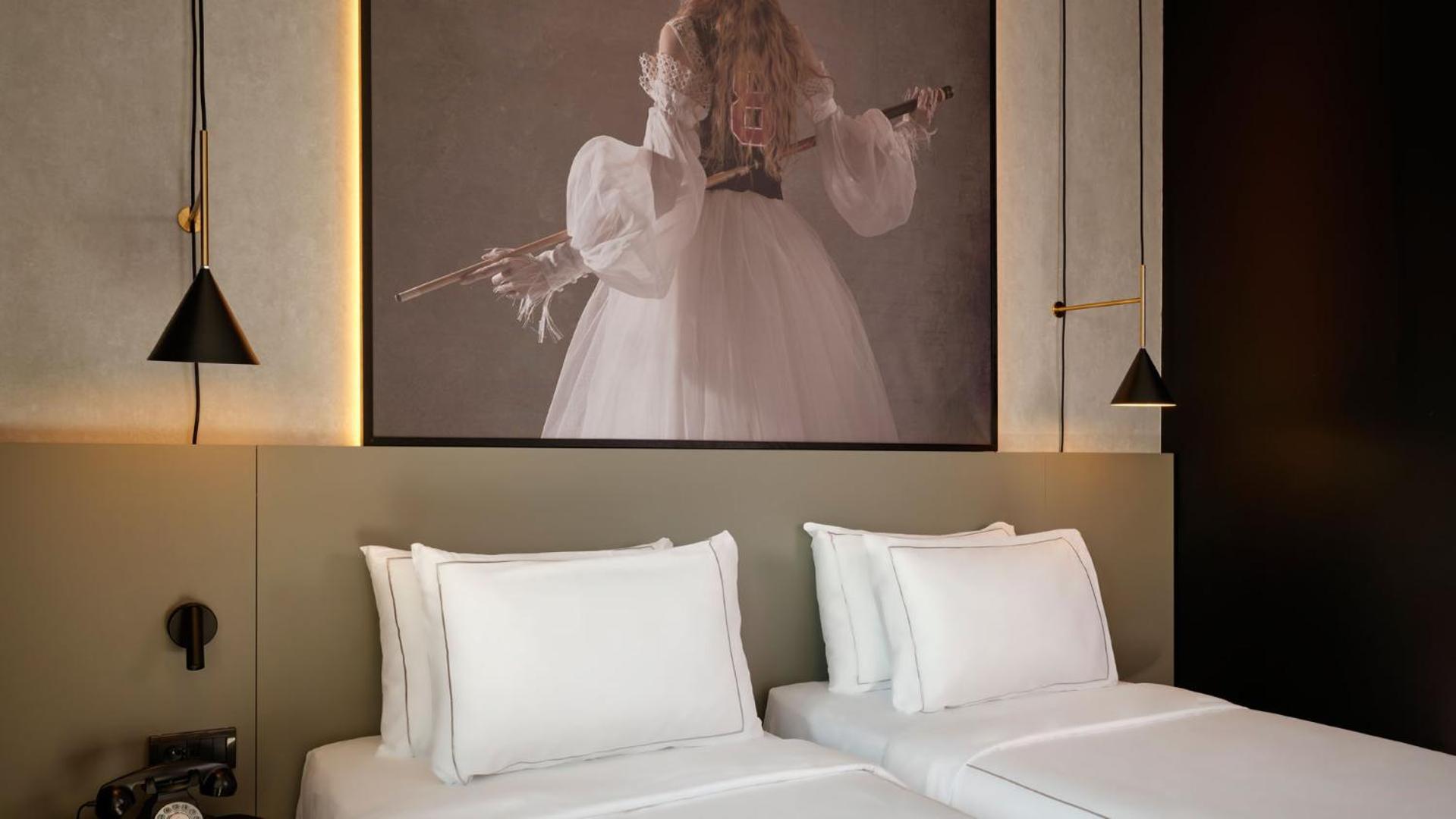 Hotel Radisson Red Belgrad Zimmer foto