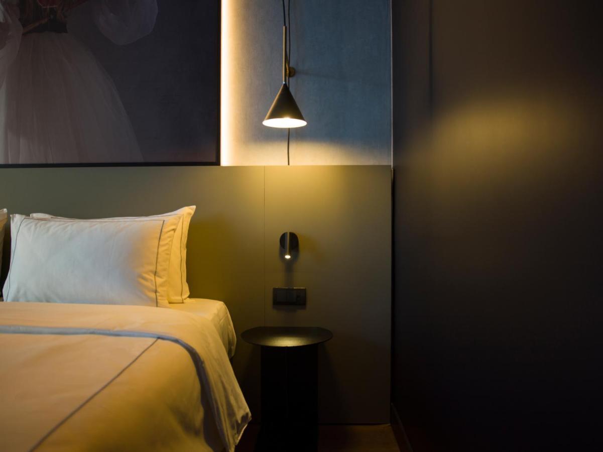 Hotel Radisson Red Belgrad Exterior foto